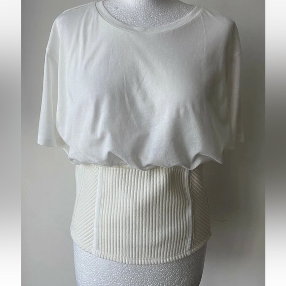 Topshop Tops - Topshop White Shirred Waist T-Shirt Size 14